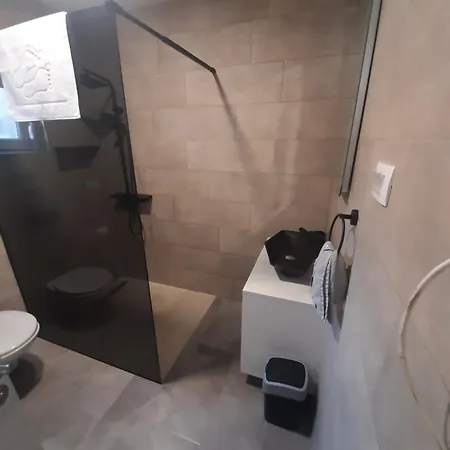 Apartman S 3 Spavace Sobe Apartment *